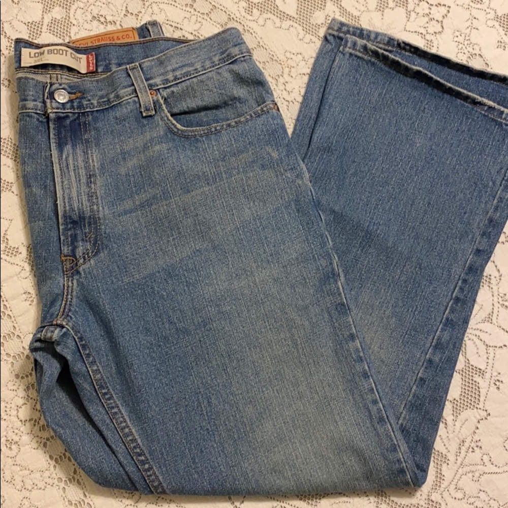 Men’s Levi’s 527